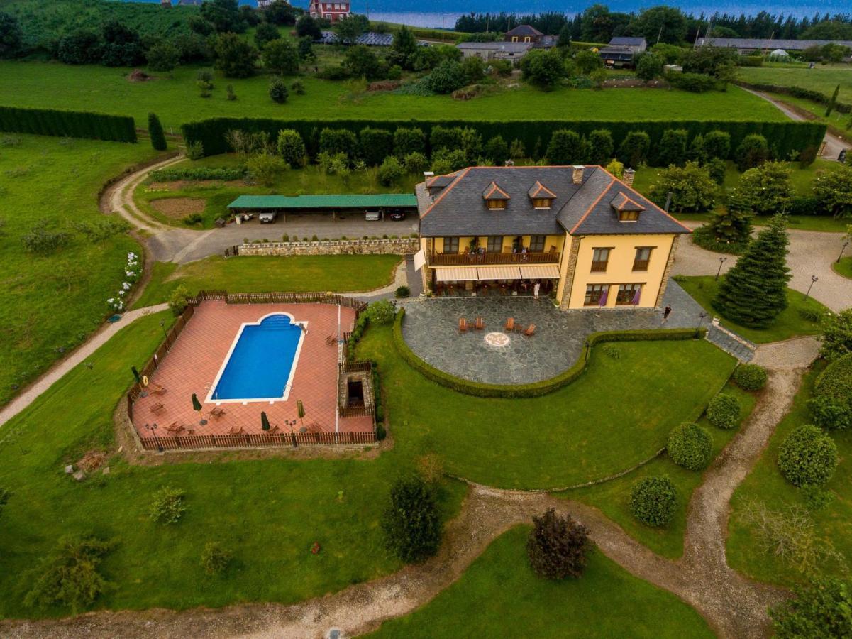 Hotel Hacienda Llamabua Navia Bagian luar foto