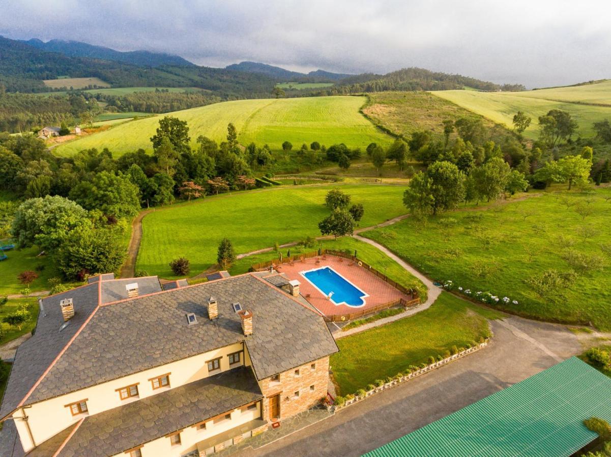 Hotel Hacienda Llamabua Navia Bagian luar foto